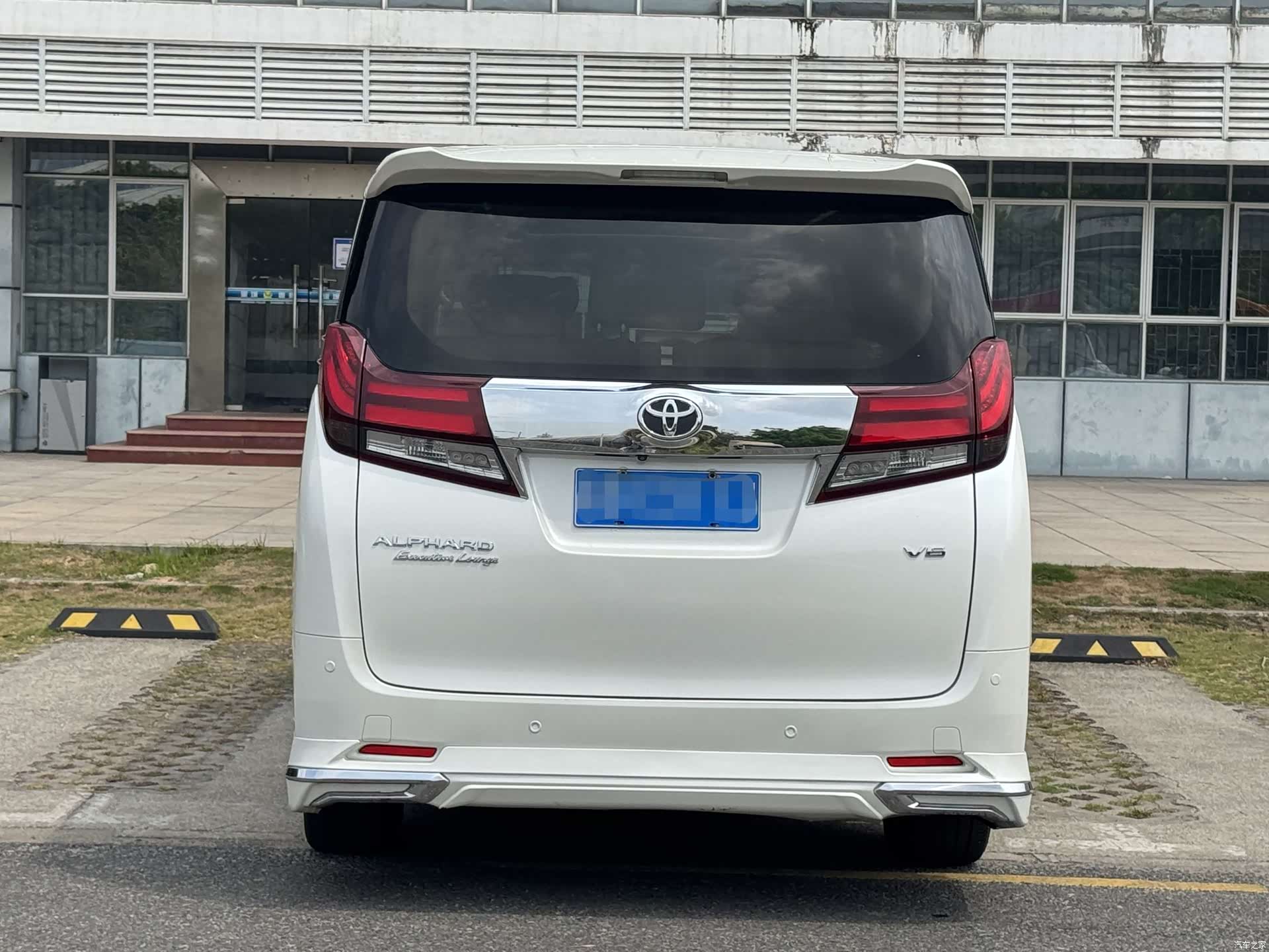 Toyota Alphard, 2016 20