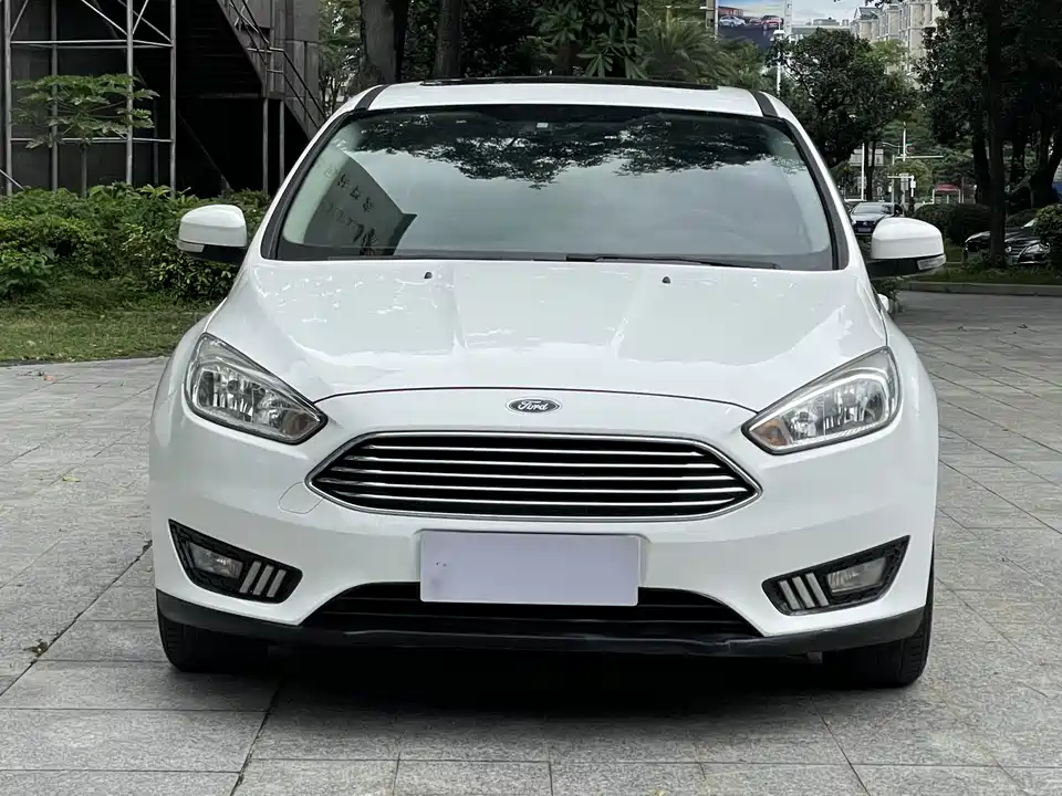 Ford Fox