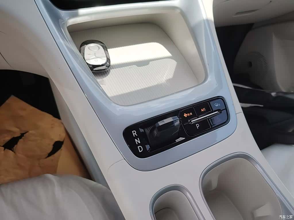 Geely Xingyuan, 2026 14