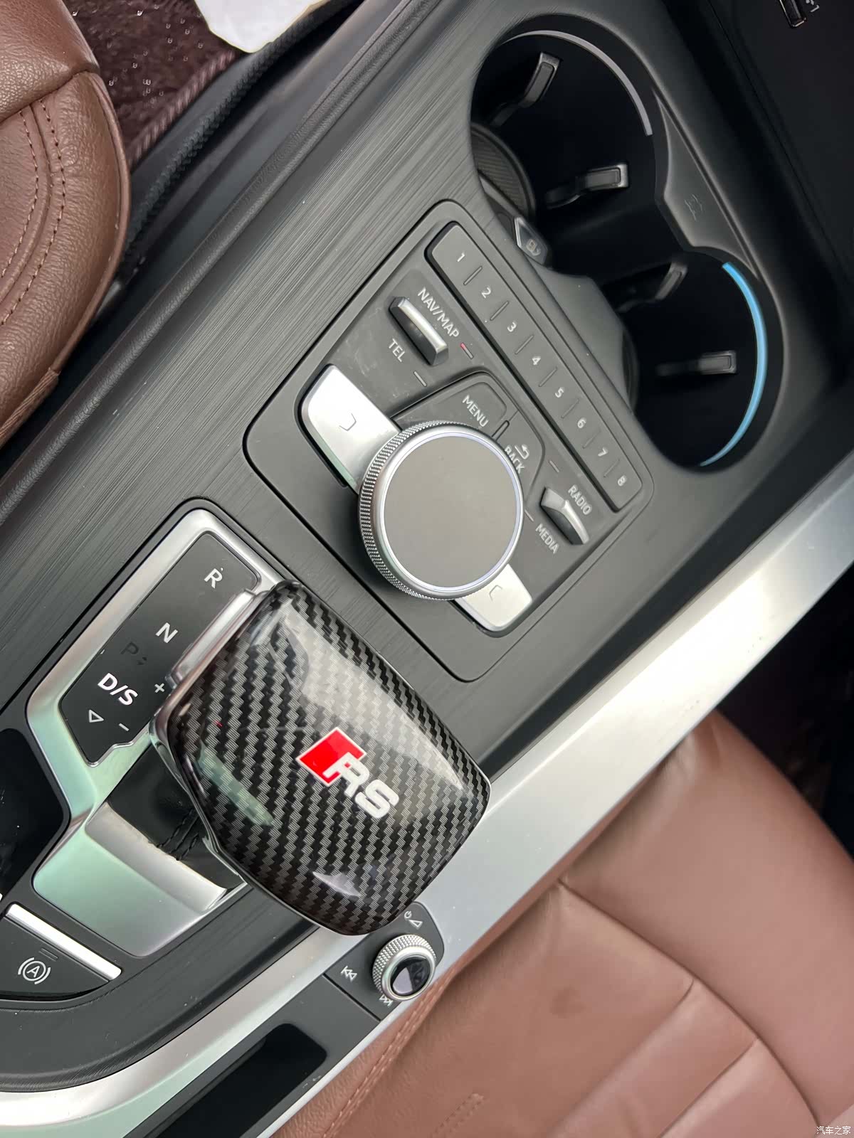 Audi A4L, 2019 11
