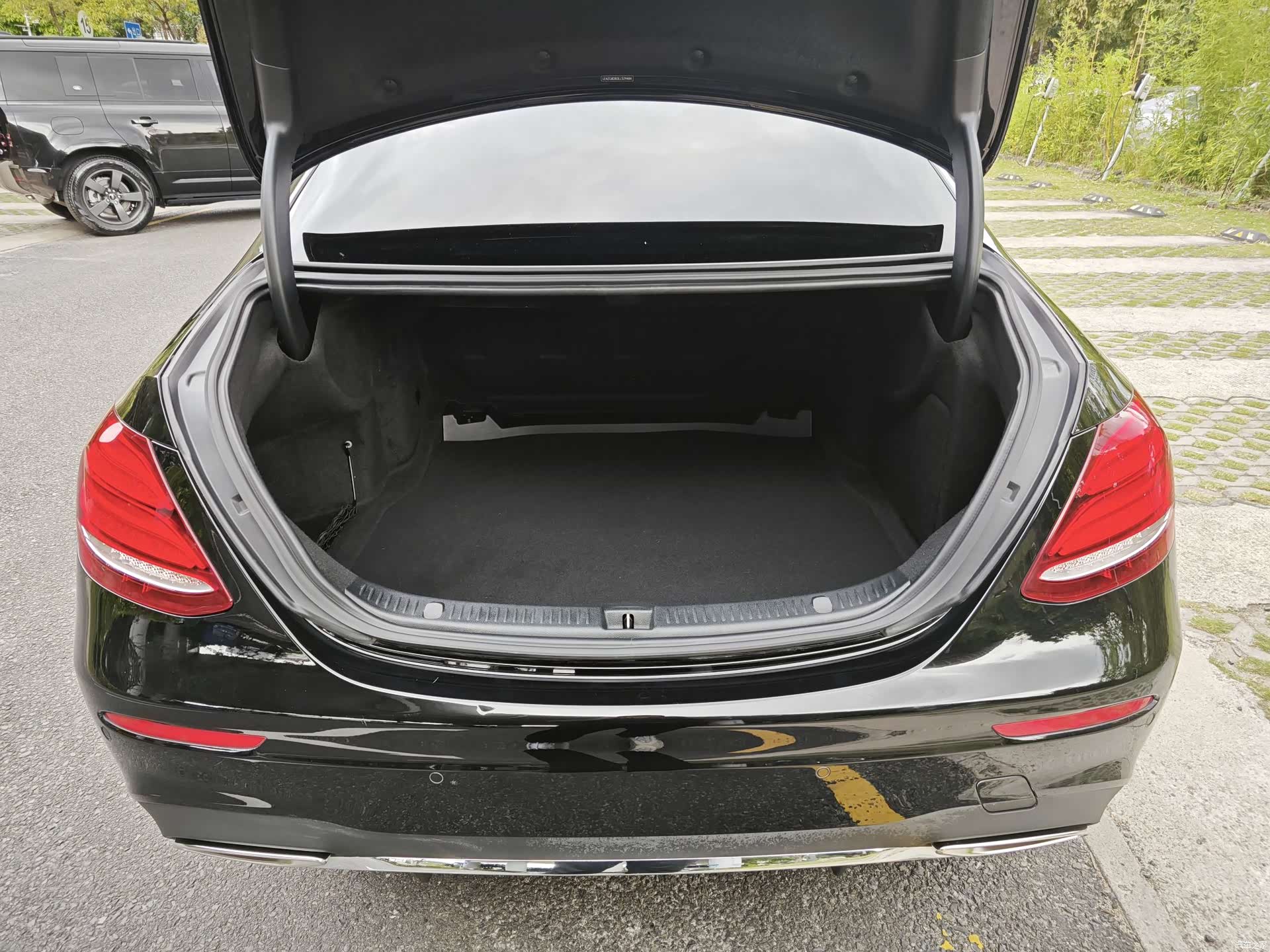 Mercedes-Benz E-Class, 2020 9