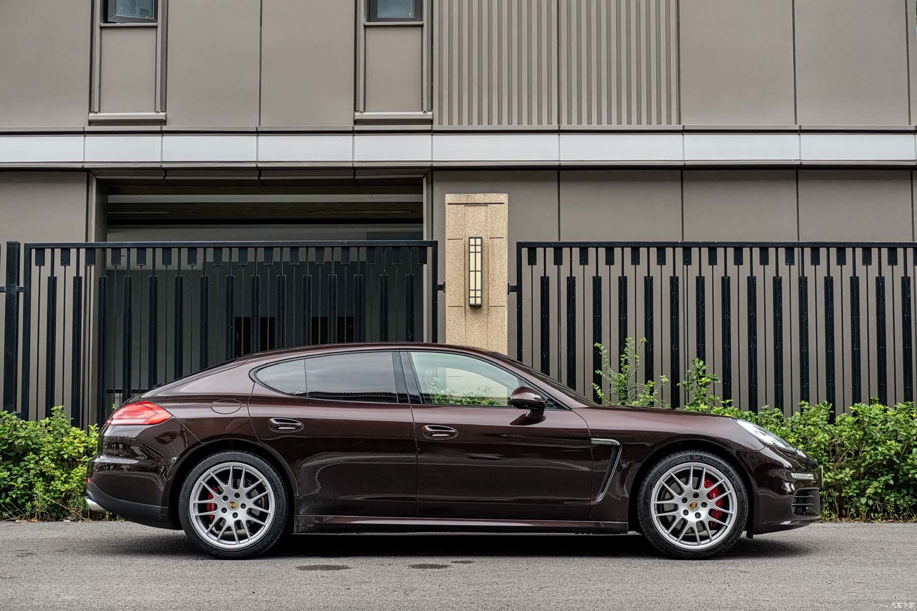 Porsche Panamera, 2016 все фото