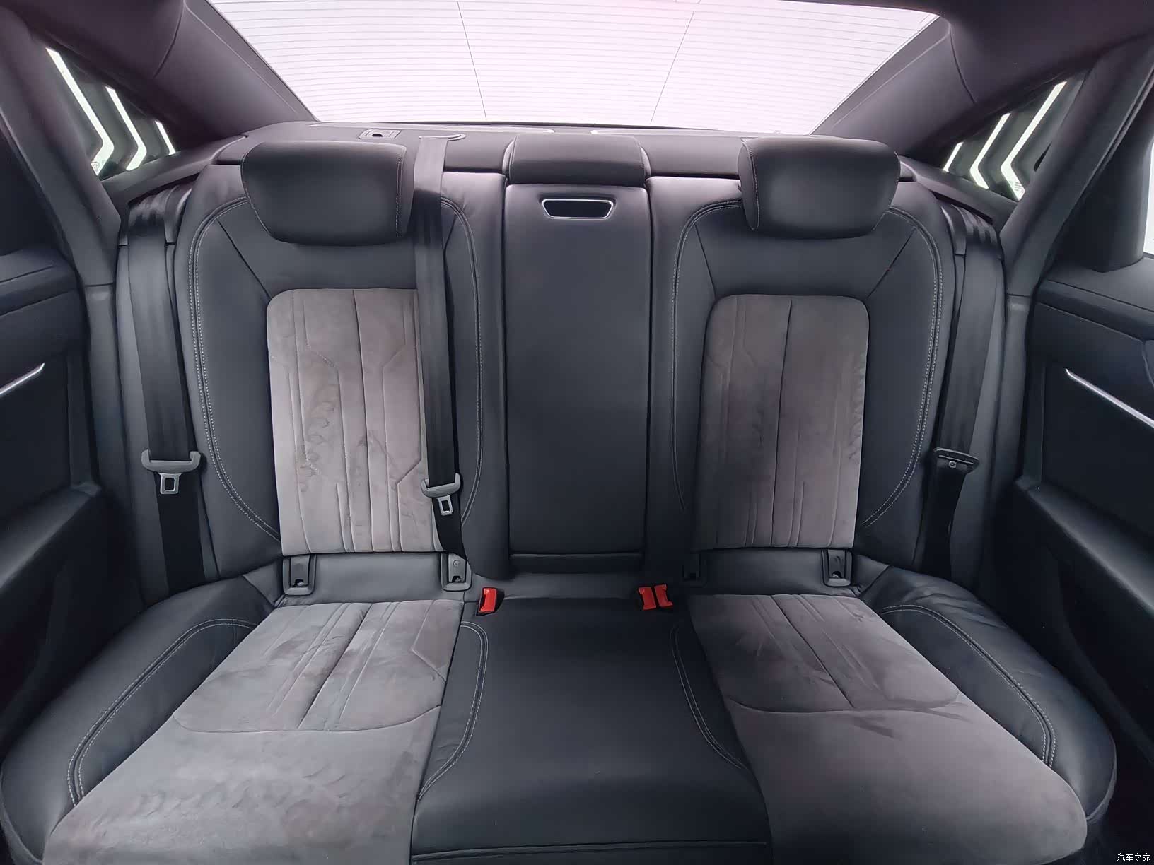 Audi A6L, 2020 15