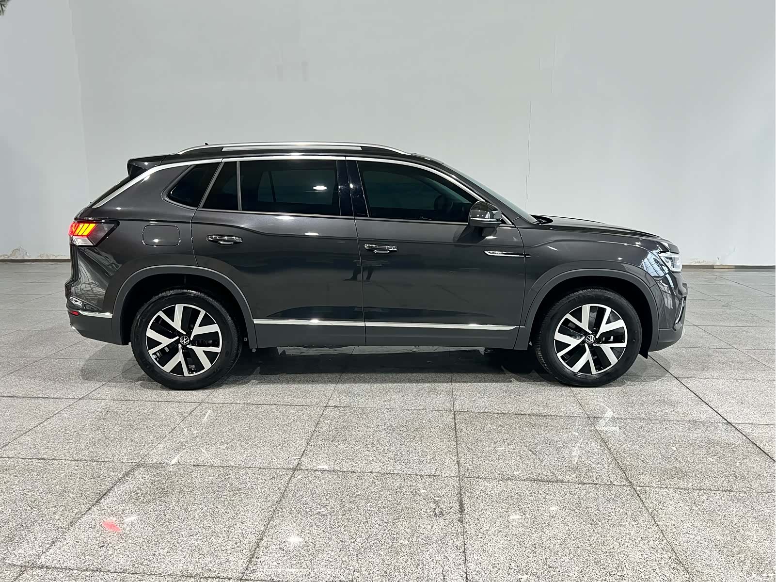 Volkswagen Tayron, 2024 3