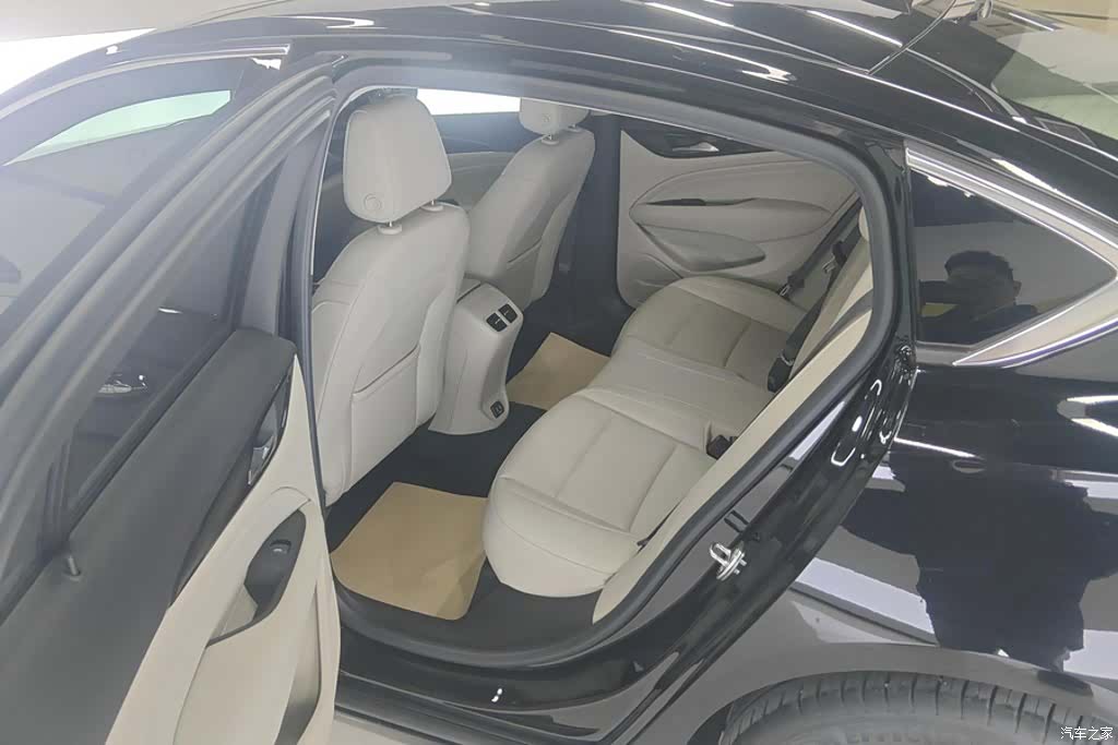Buick Regal, 2022 11