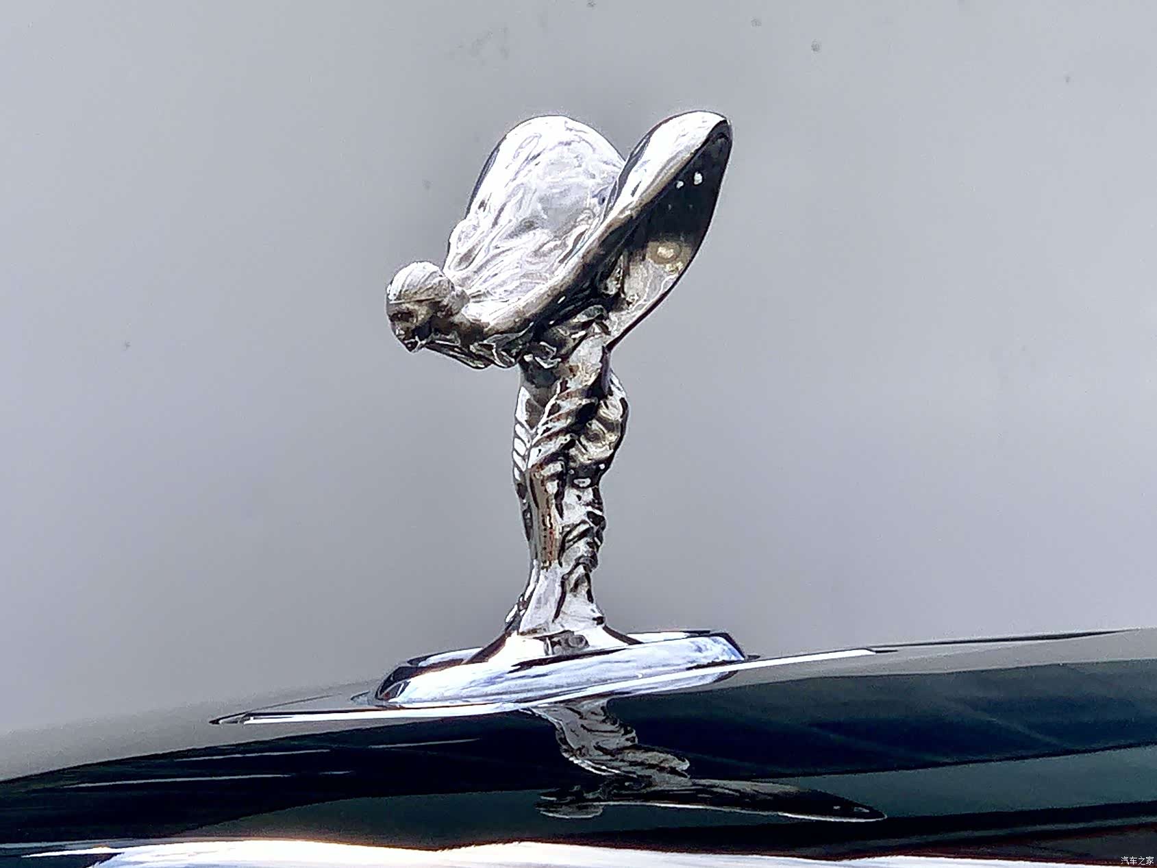 Rolls-Royce Cullinan, 2022 4