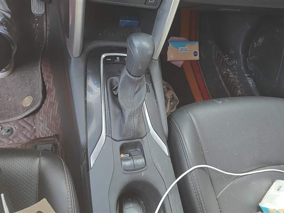 Toyota Corolla Sharp amplifier