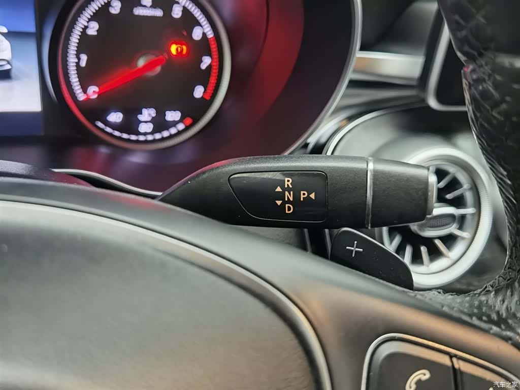 Mercedes-Benz C-Class, 2016 13