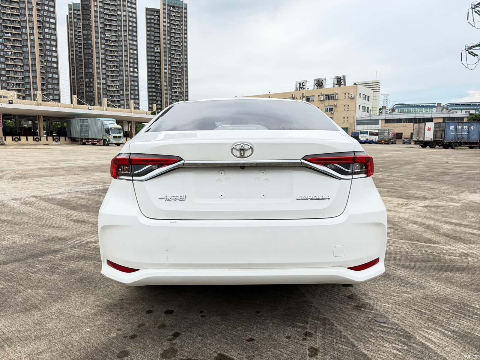 Toyota Corolla, 2023 все фото