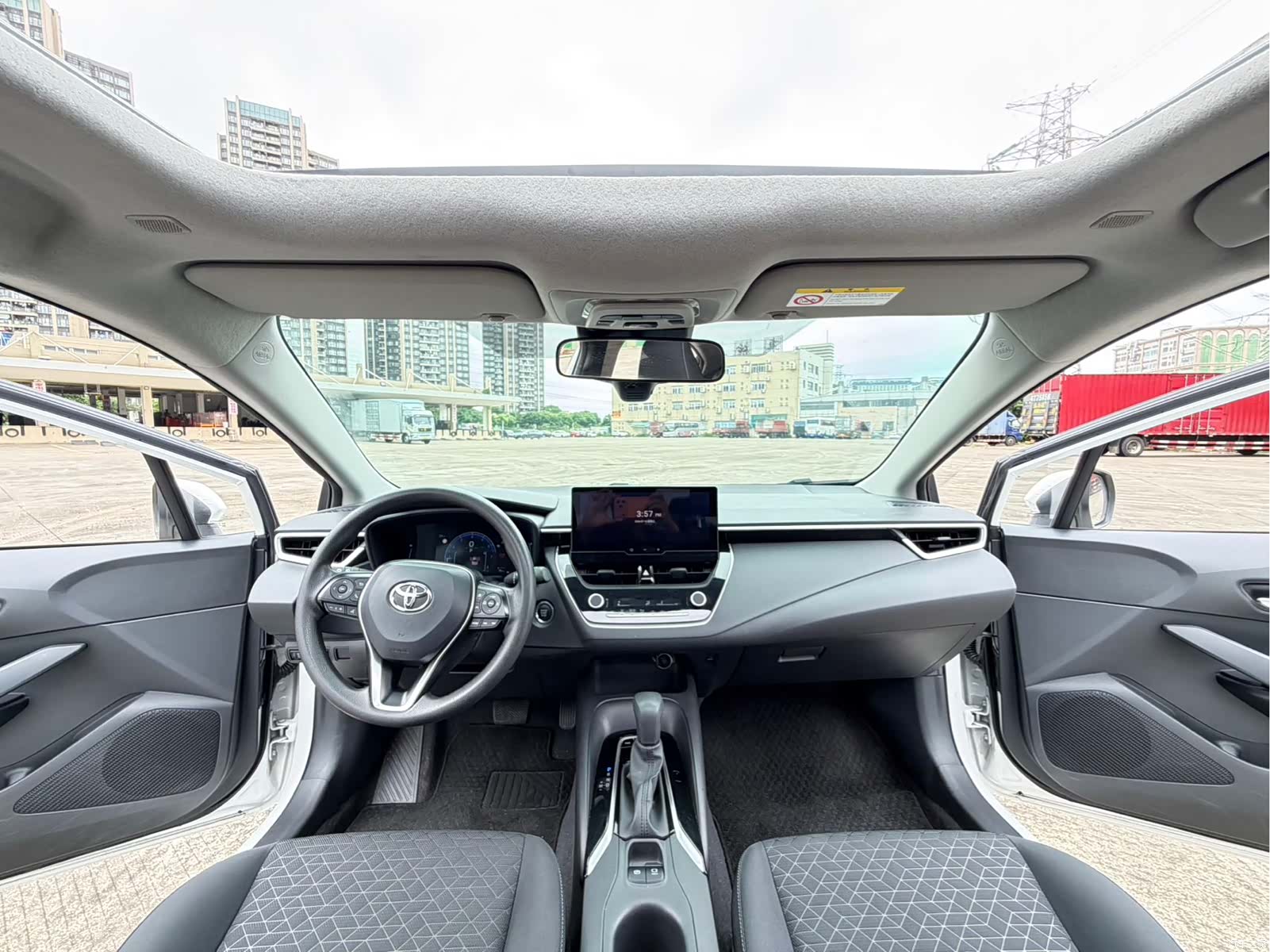 Toyota Corolla, 2023 11