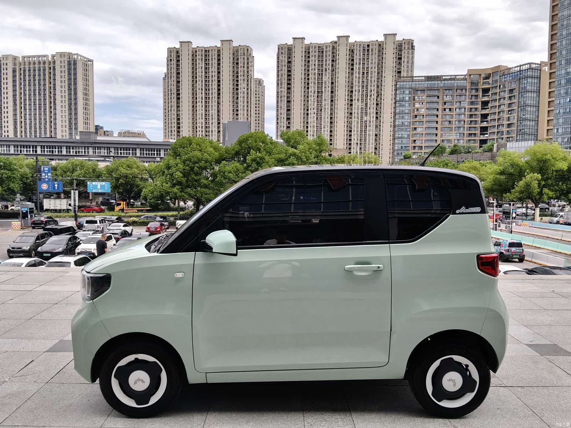 Wuling MINIEV, 2021 9