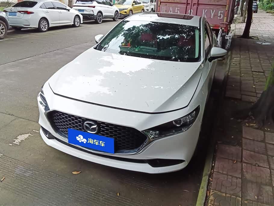 Mazda 3 Angkesaila