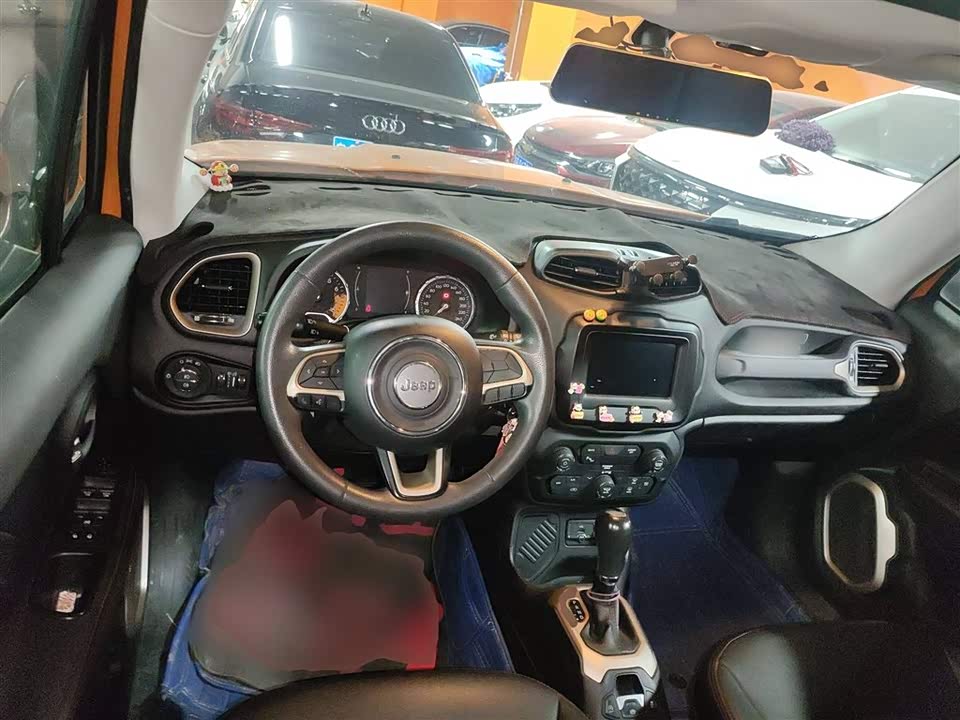 Jeep Freeman