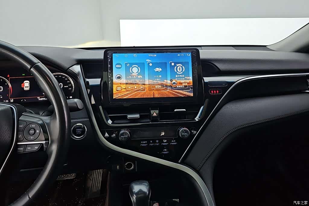 Toyota Camry, 2022 13