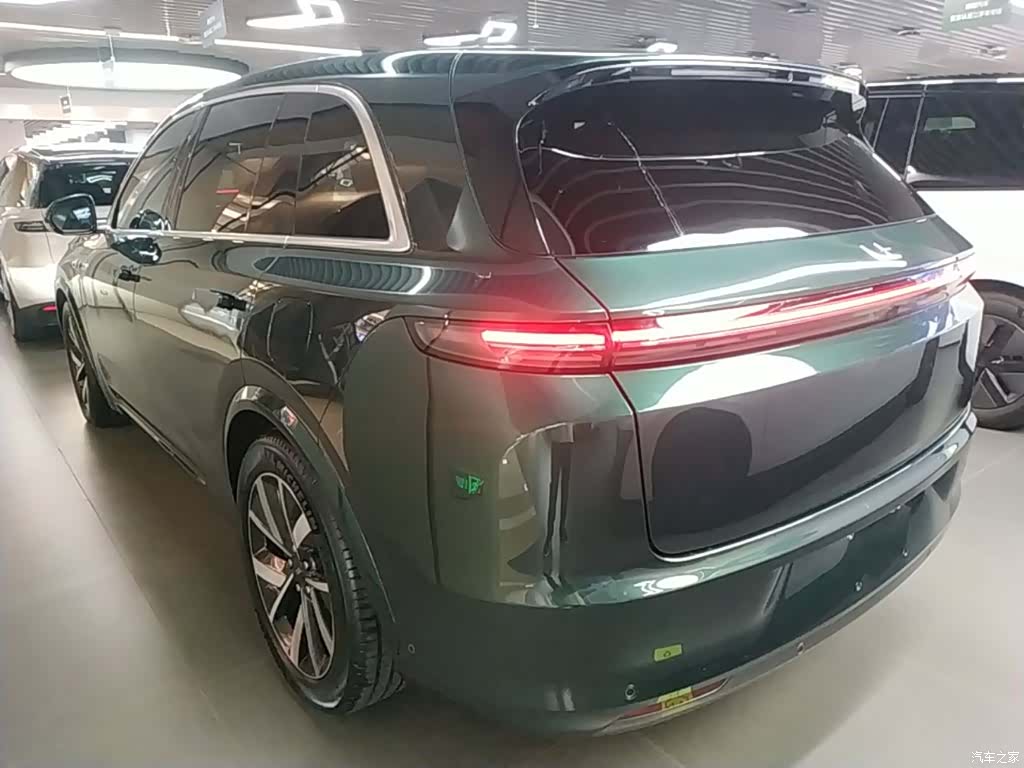 Li Auto L7, 2023 все фото
