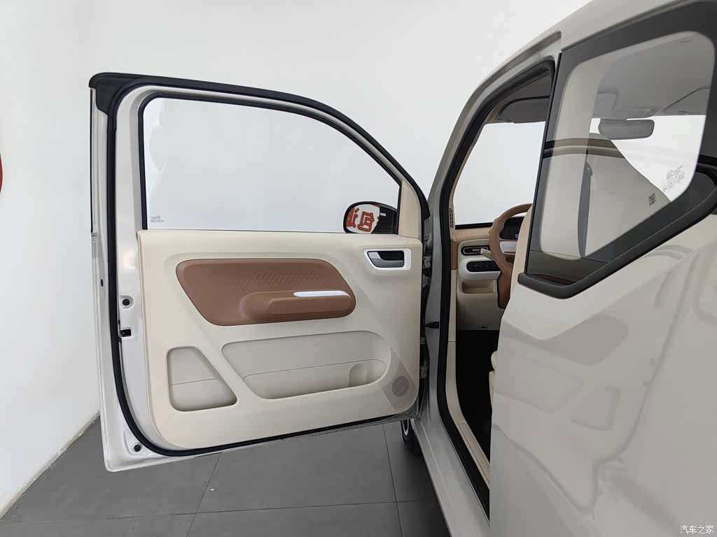 Wuling MINIEV, 2025 8