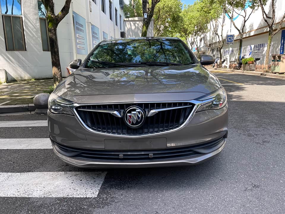 Buick Yinglang
