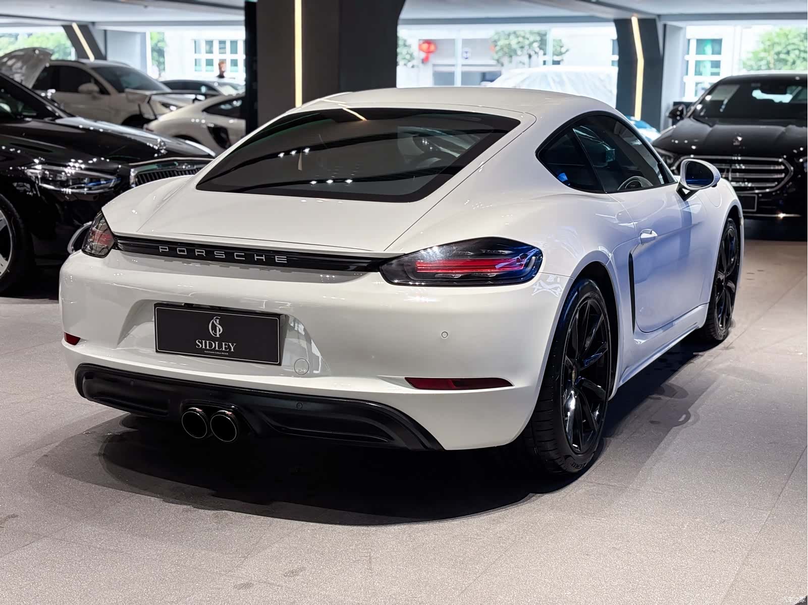 Porsche Cayman, 2017 6