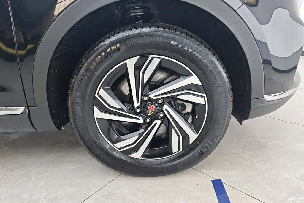 Hongqi HS5, 2022 6