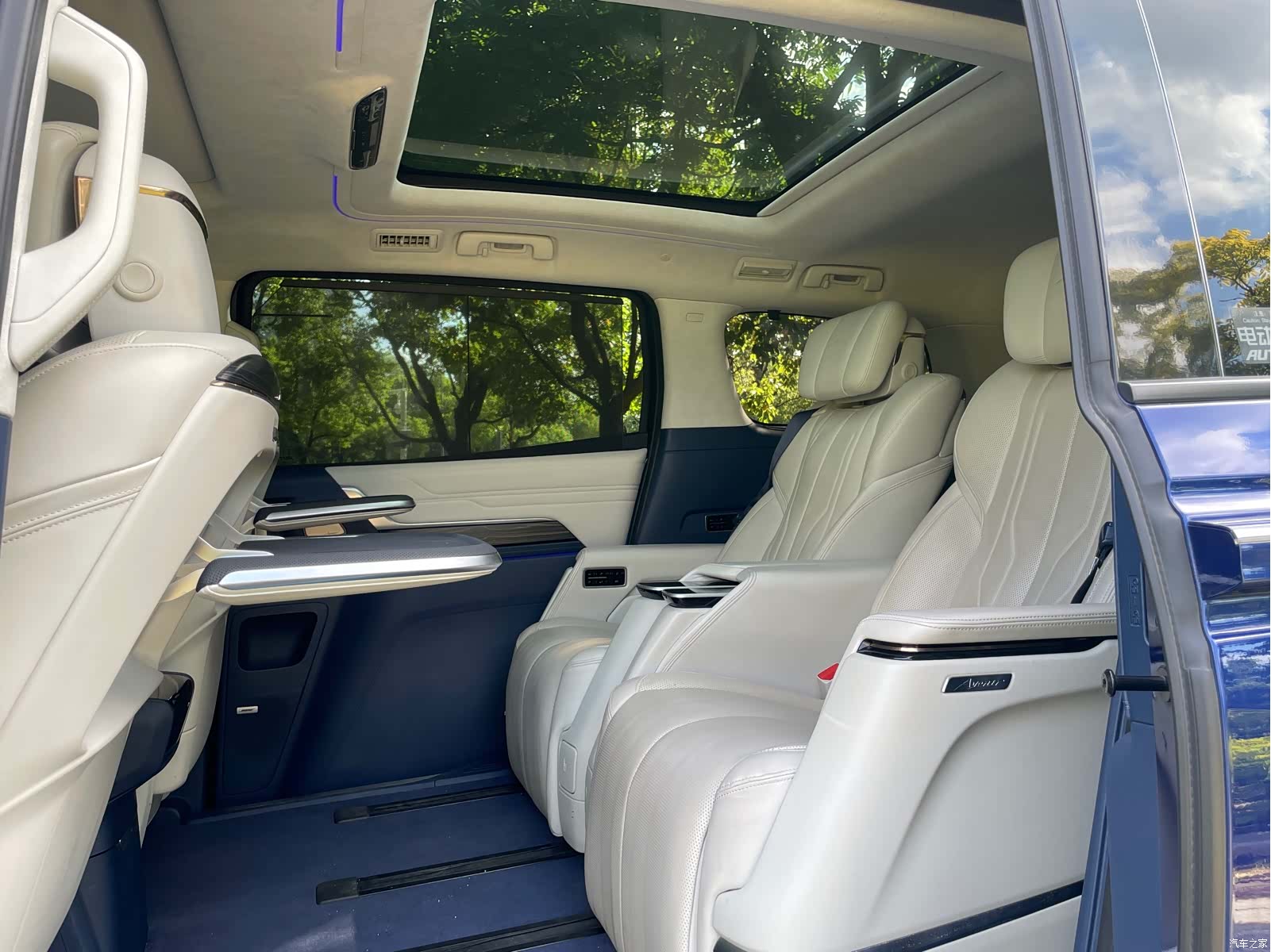 Buick Century, 2023 все фото