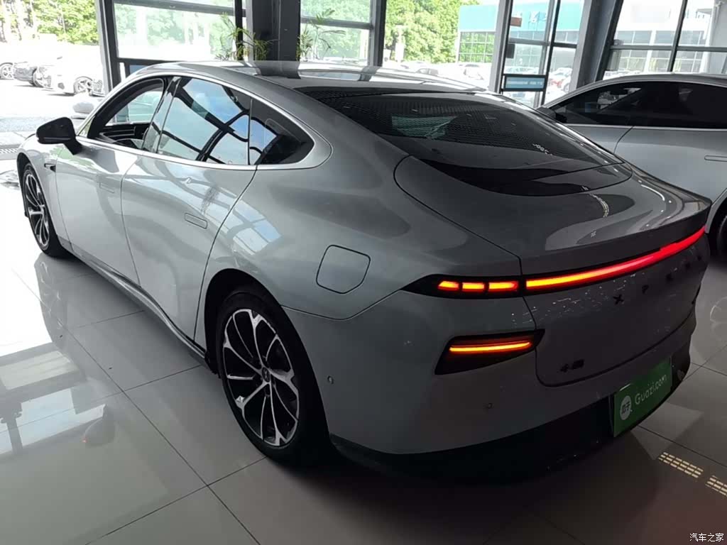 Xpeng P7, 2020 все фото