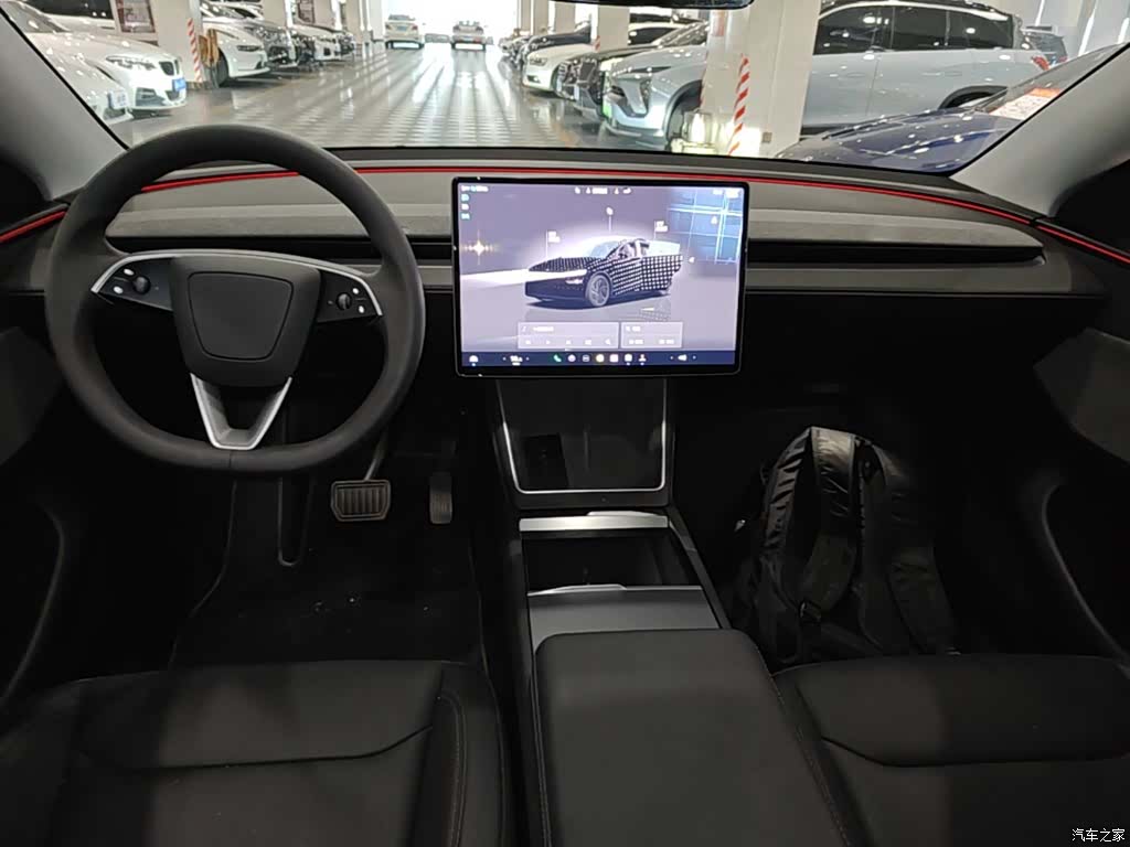 Tesla Model Y, 2025 10