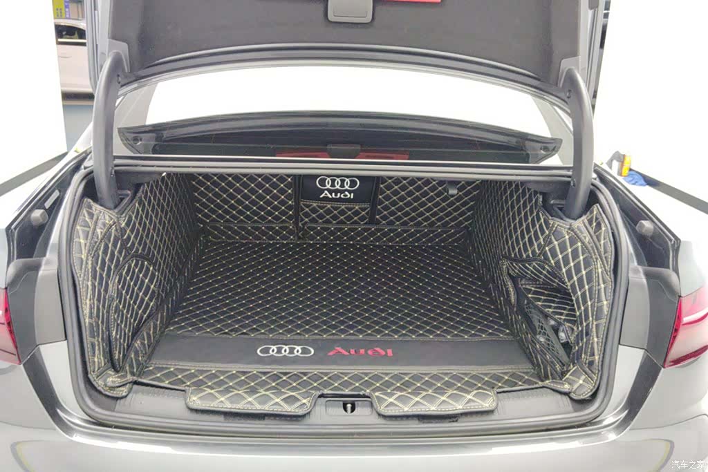 Audi A4L, 2021 4