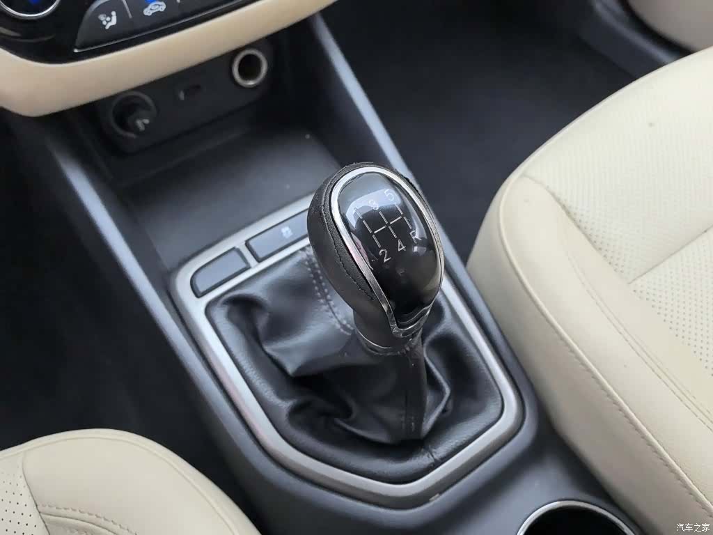 Changan Eado, 2016 13