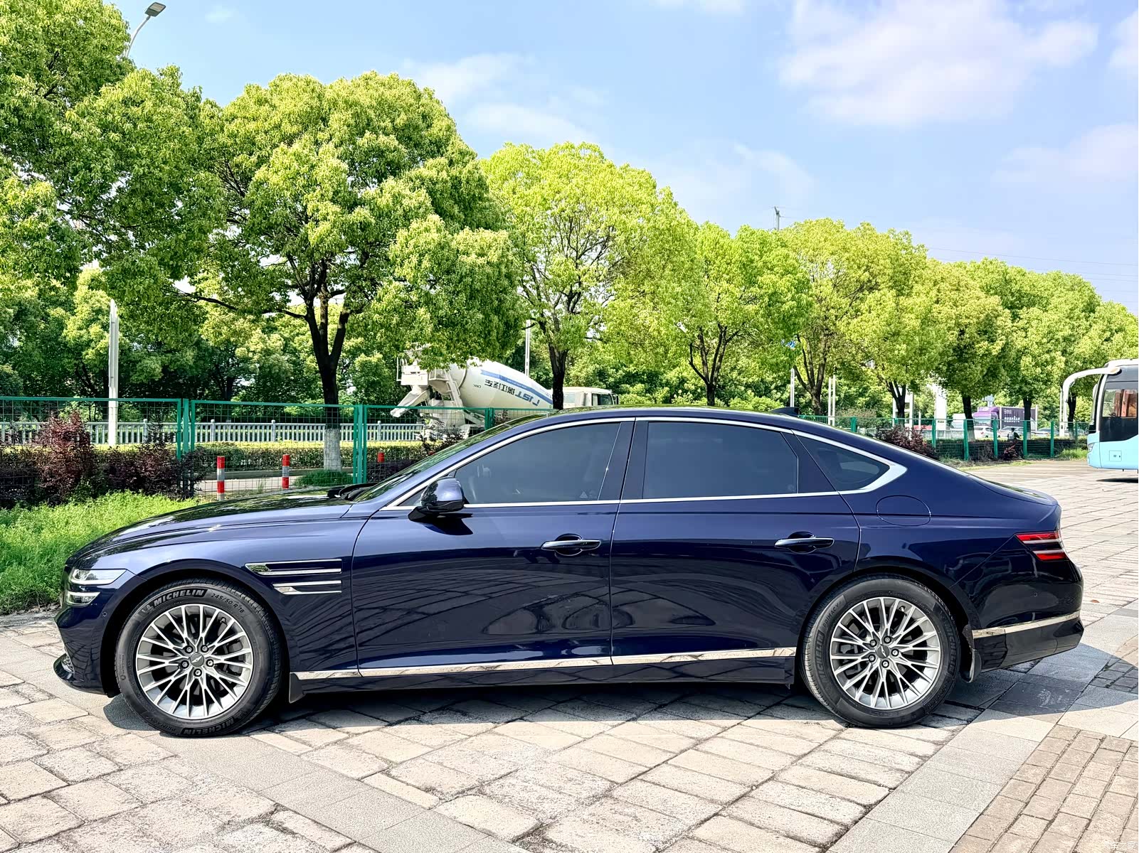 Genesis G80, 2023 3