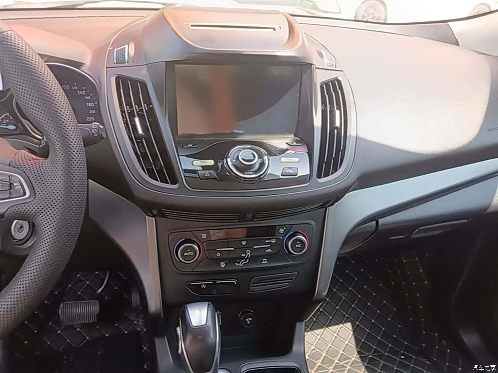 Ford Kuga, 2018 13