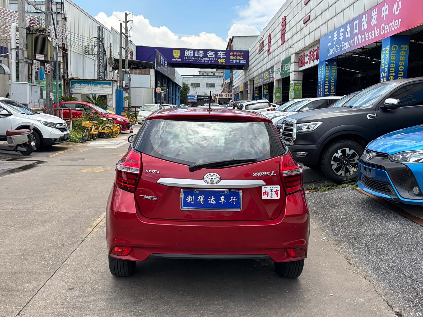 Toyota YARiS L, 2019 все фото