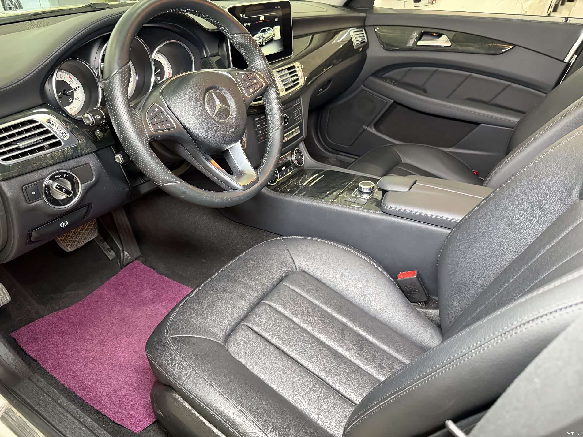 Mercedes-Benz CLS, 2015 10