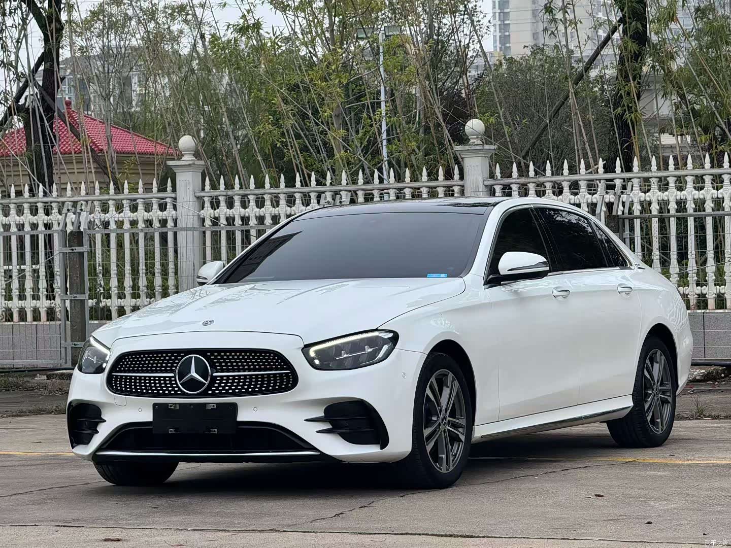 Mercedes-Benz E-Class, 2021 1