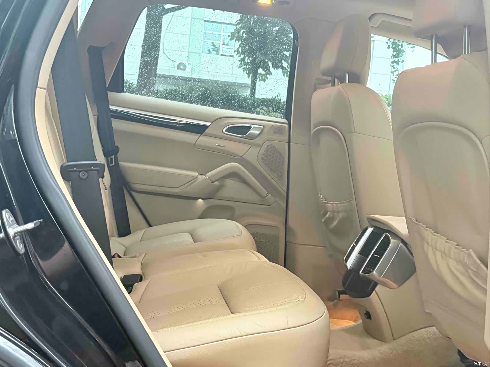 Porsche Cayenne, 2015 13