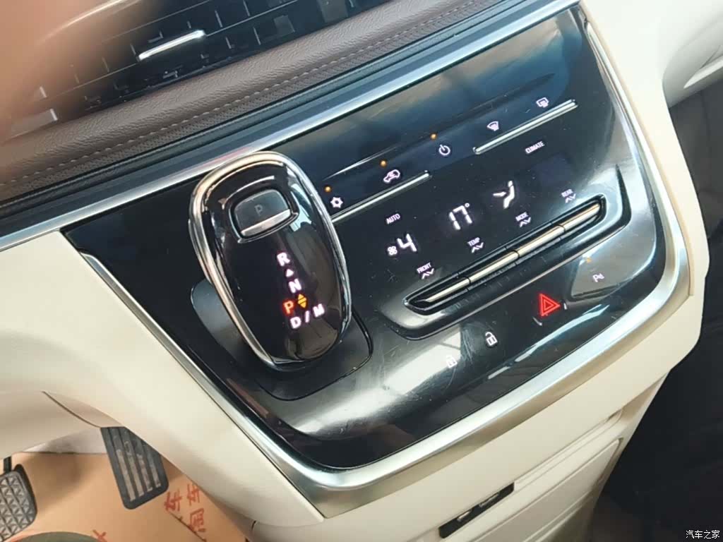 Buick GL8, 2022 14