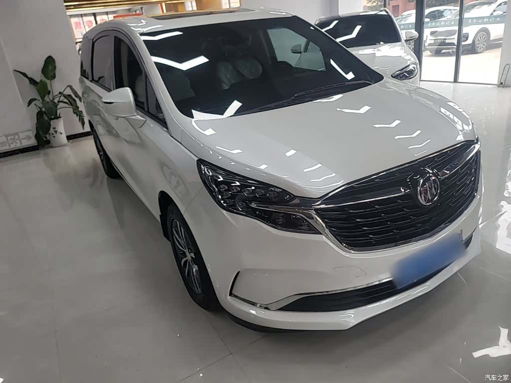 Buick GL8, 2021 4