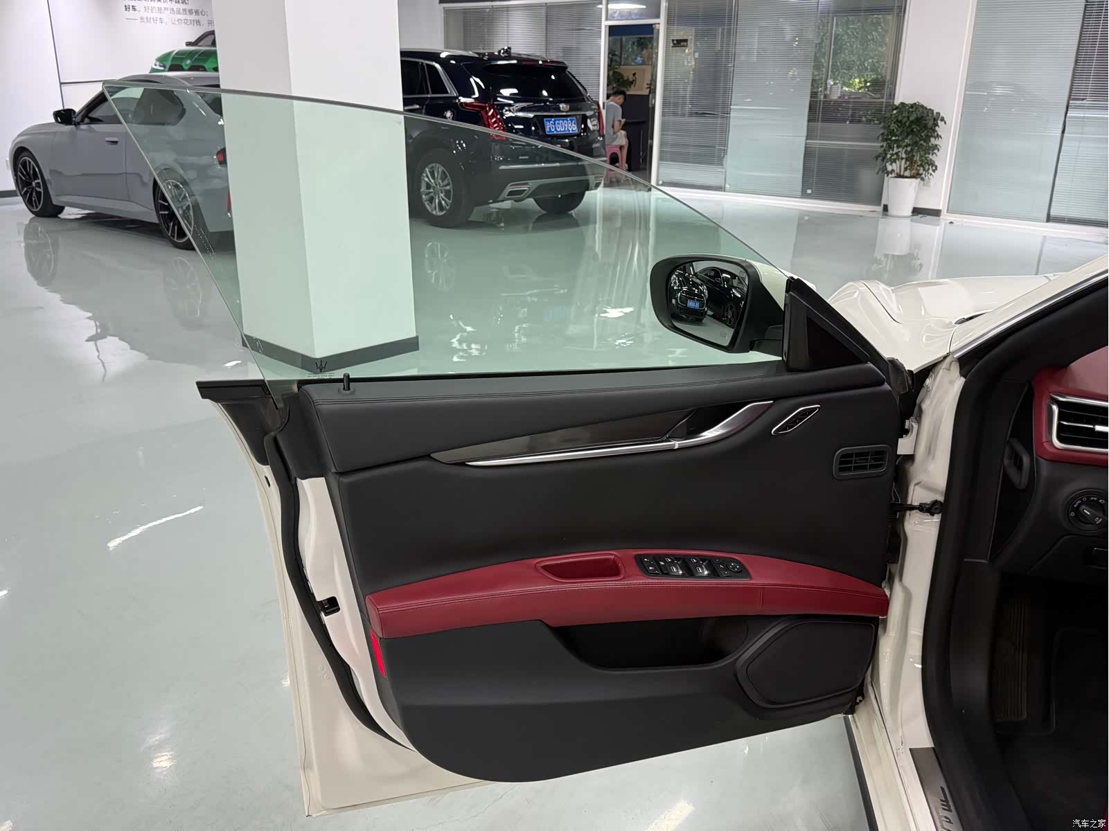 Maserati Ghibli, 2018 7