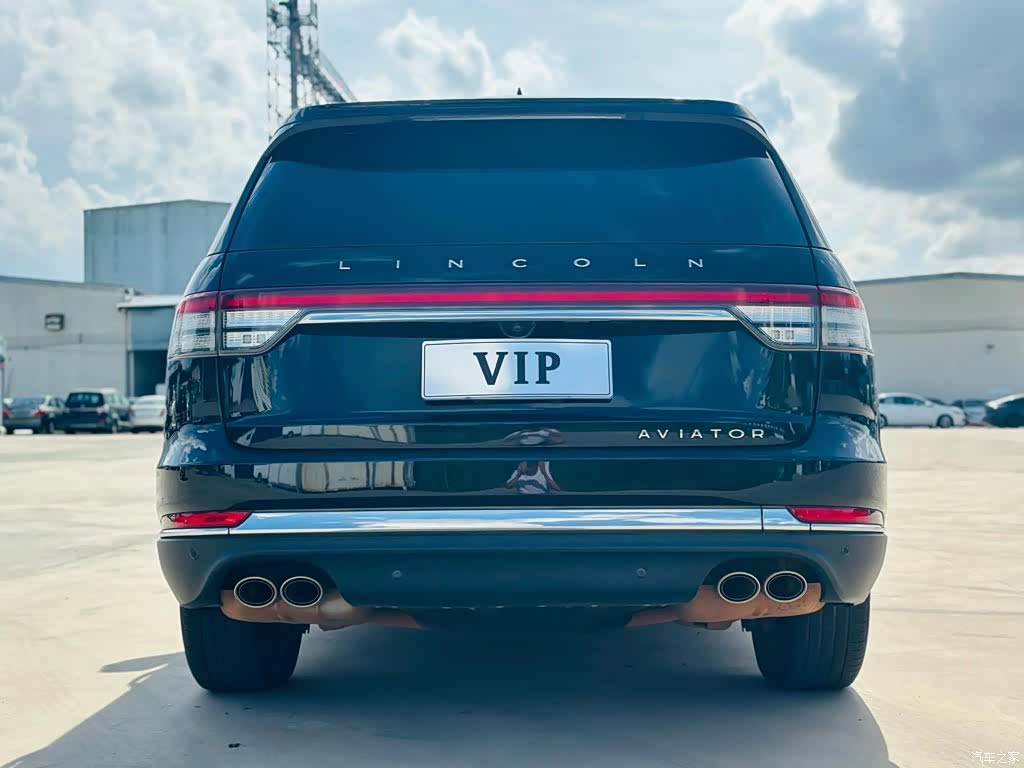 Lincoln Aviator, 2021 все фото