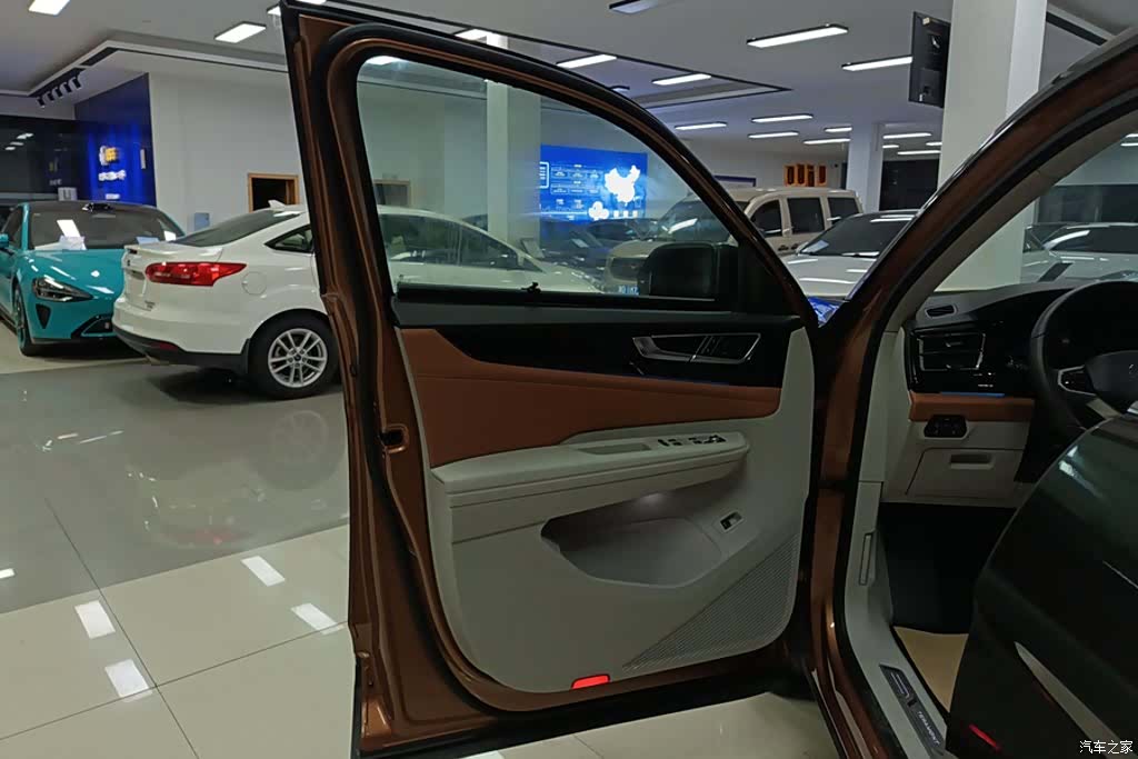 Volkswagen Teramont, 2023 7