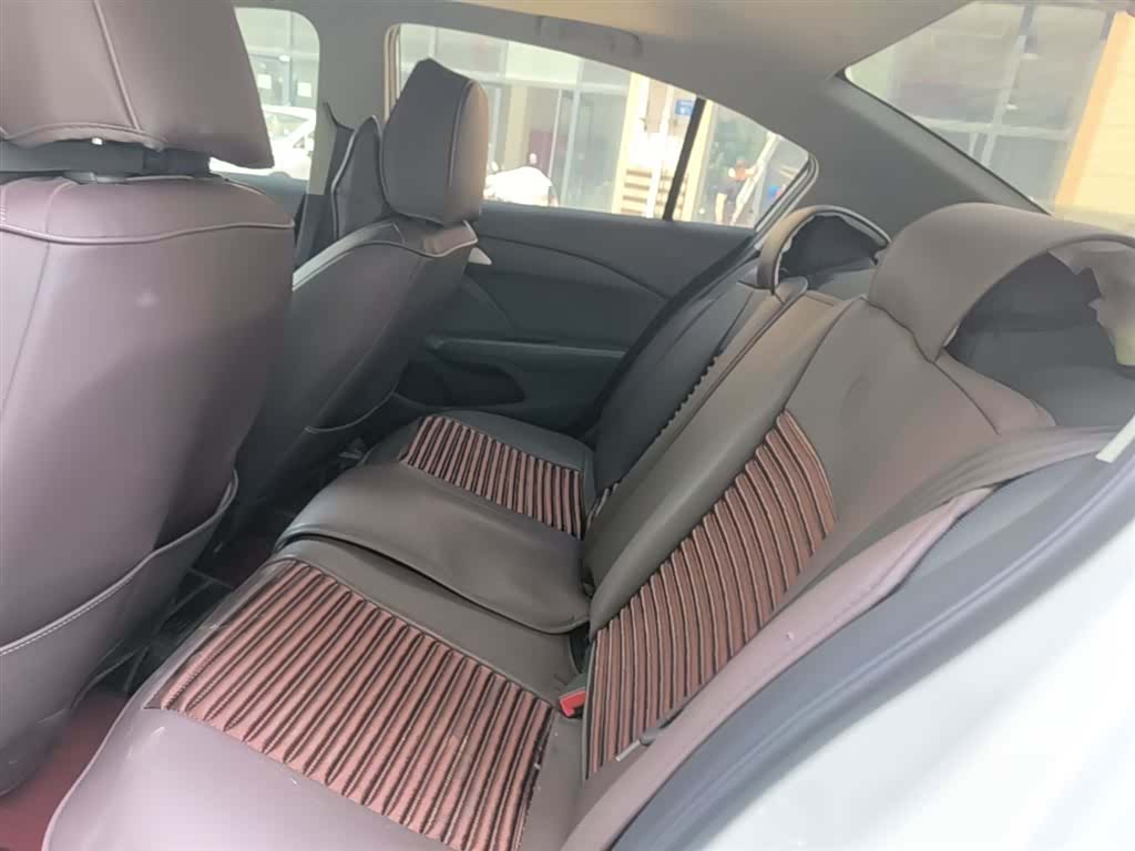 Chevrolet 320, 2019 17