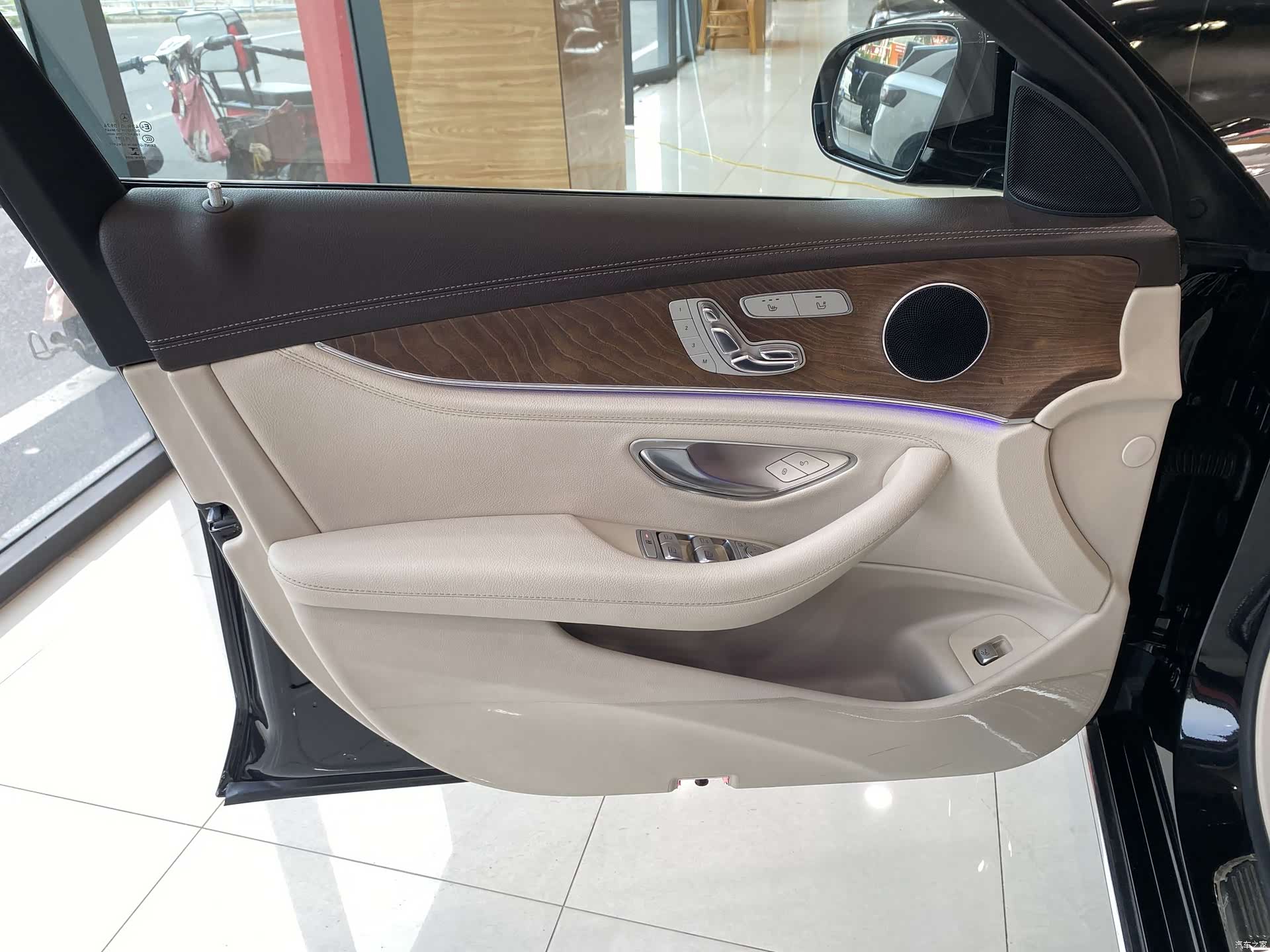 Mercedes-Benz E-Class, 2018 14