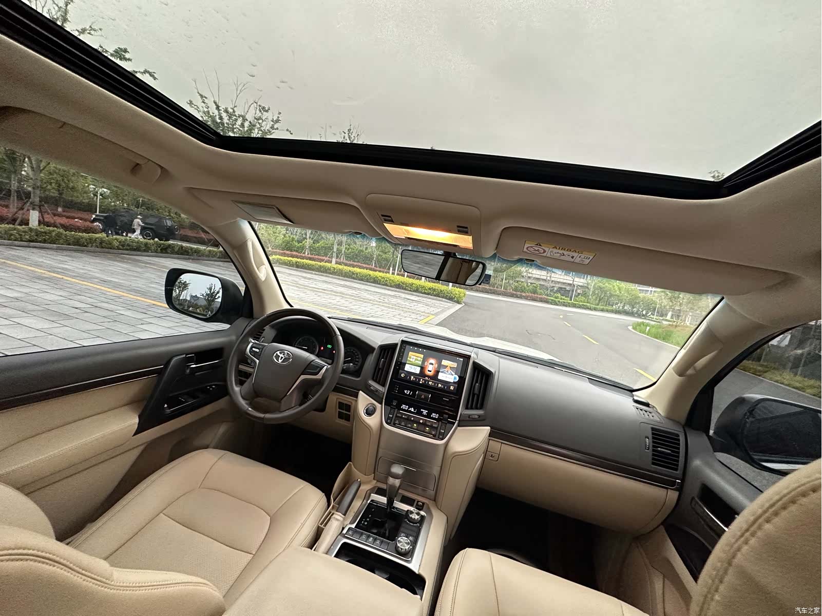 Toyota Land Cruiser, 2019 12