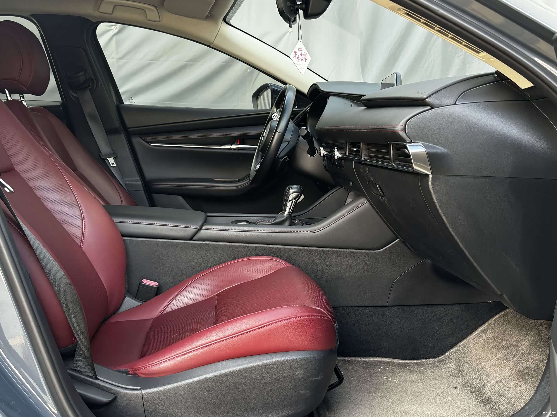 Mazda Mazda3, 2022 14