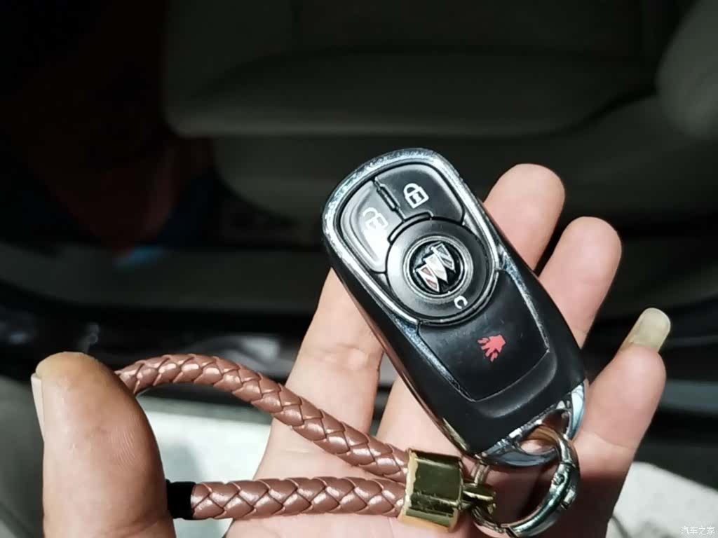Buick GL8, 2023 9