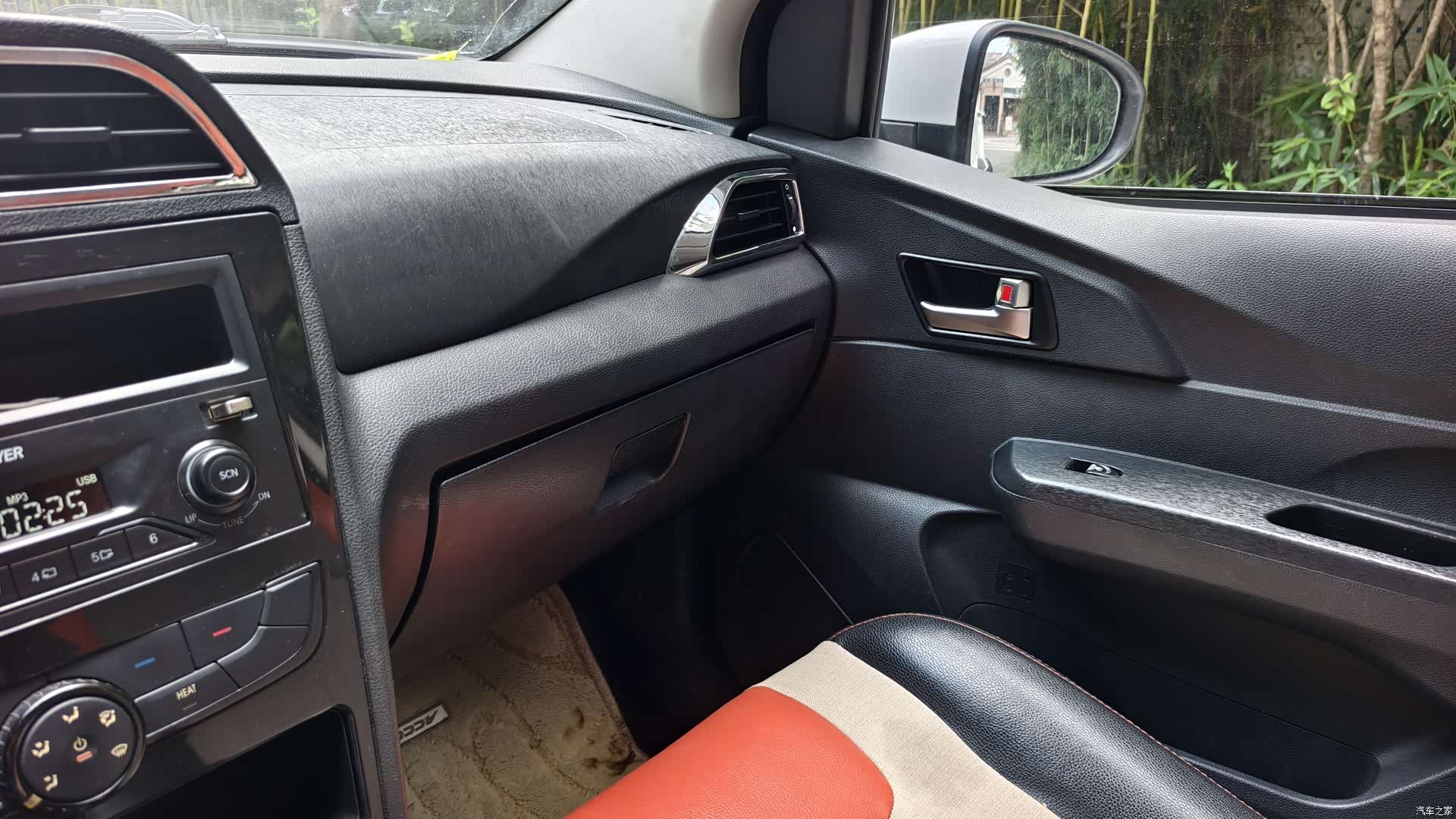 BAIC EC200, 2018 16