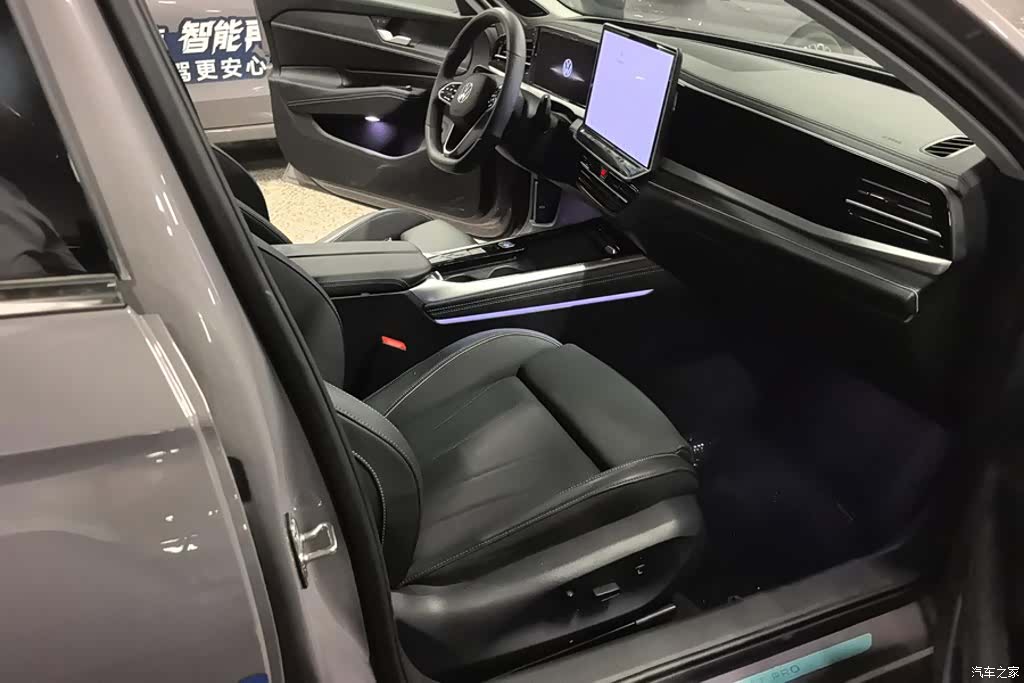 Volkswagen Passat, 2024 8