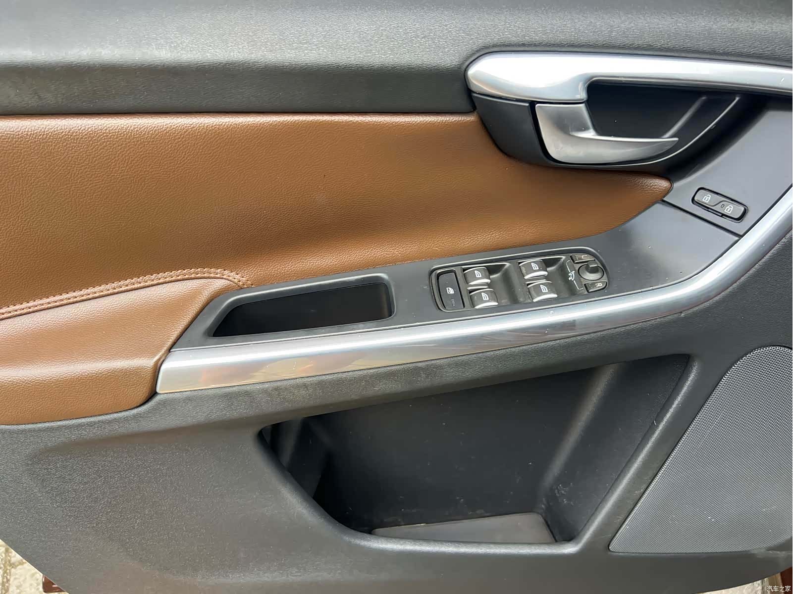 Volvo XC60, 2016 13