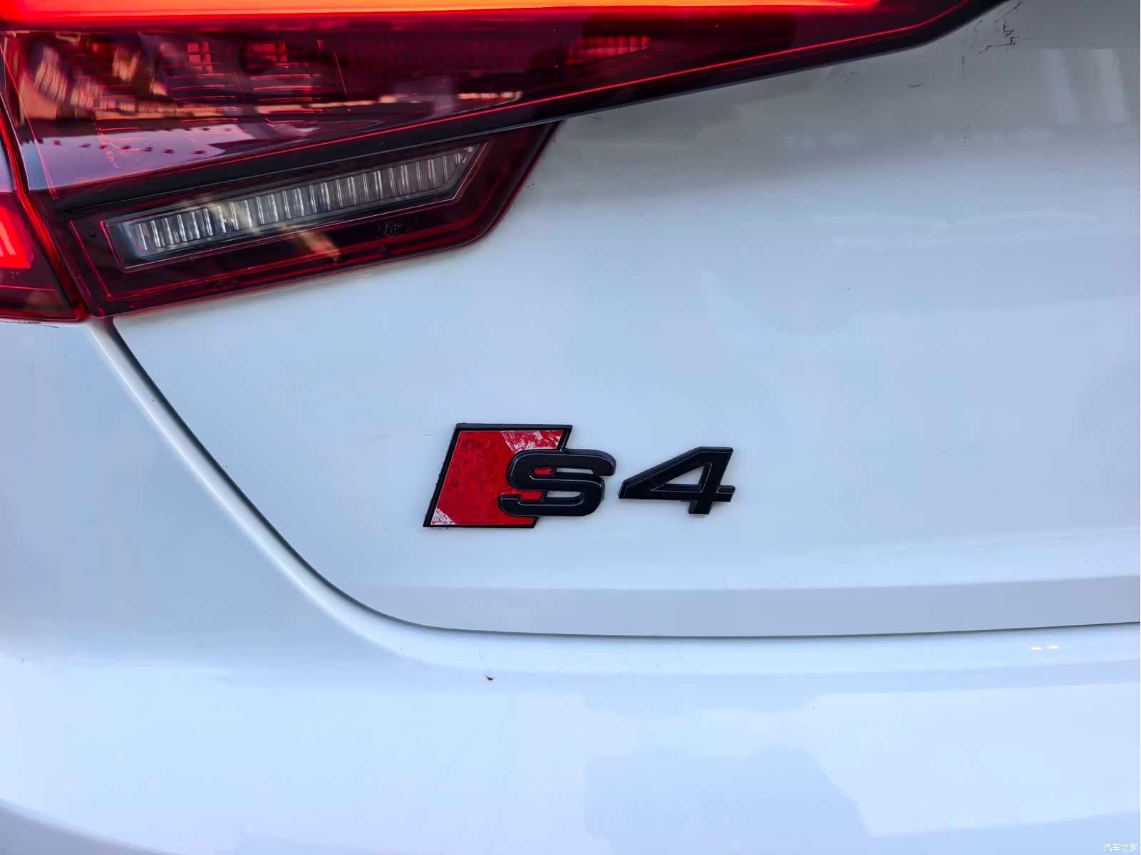 Audi A4L, 2018 19