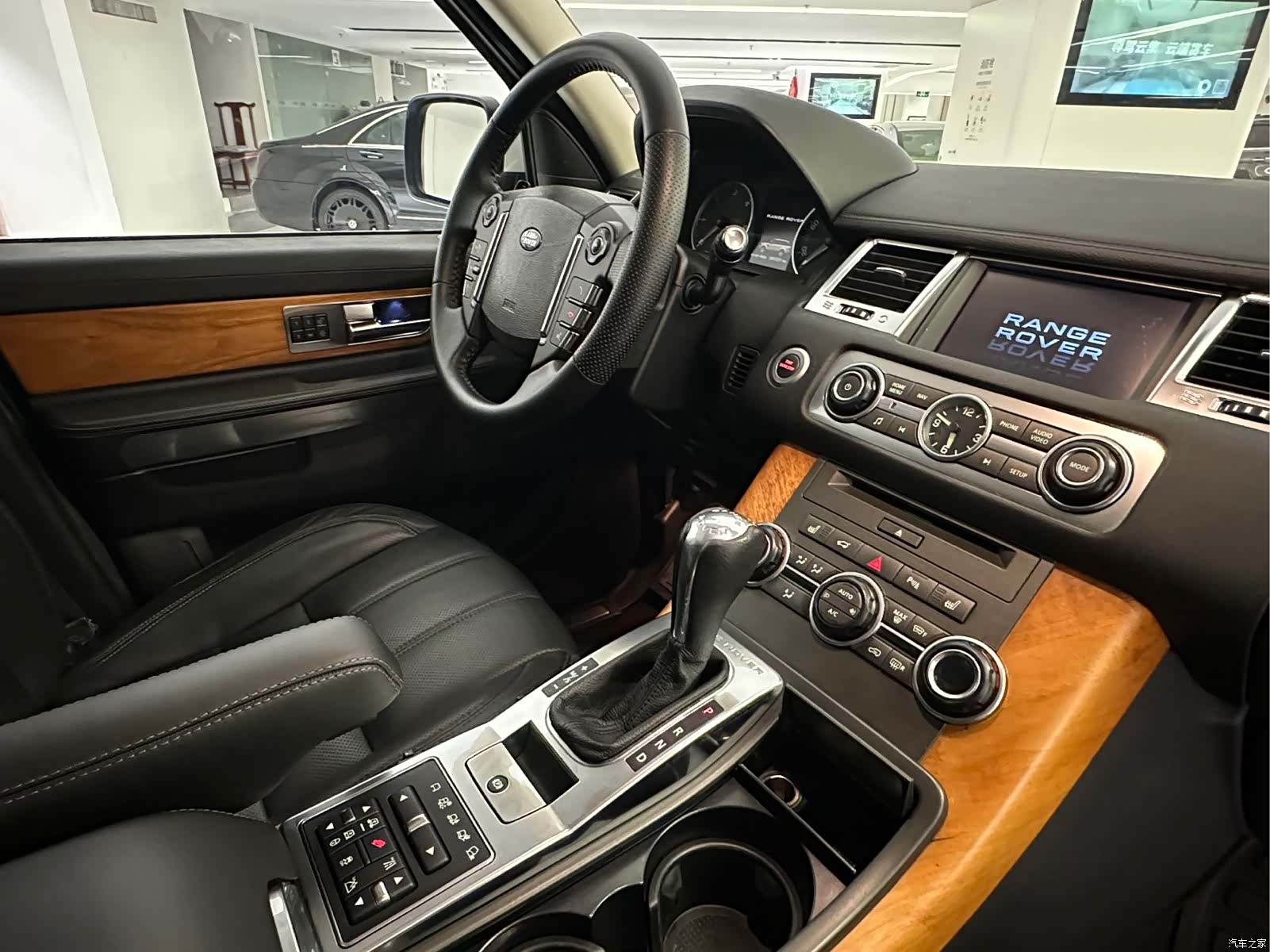 Land Rover Range Rover, 2012 14