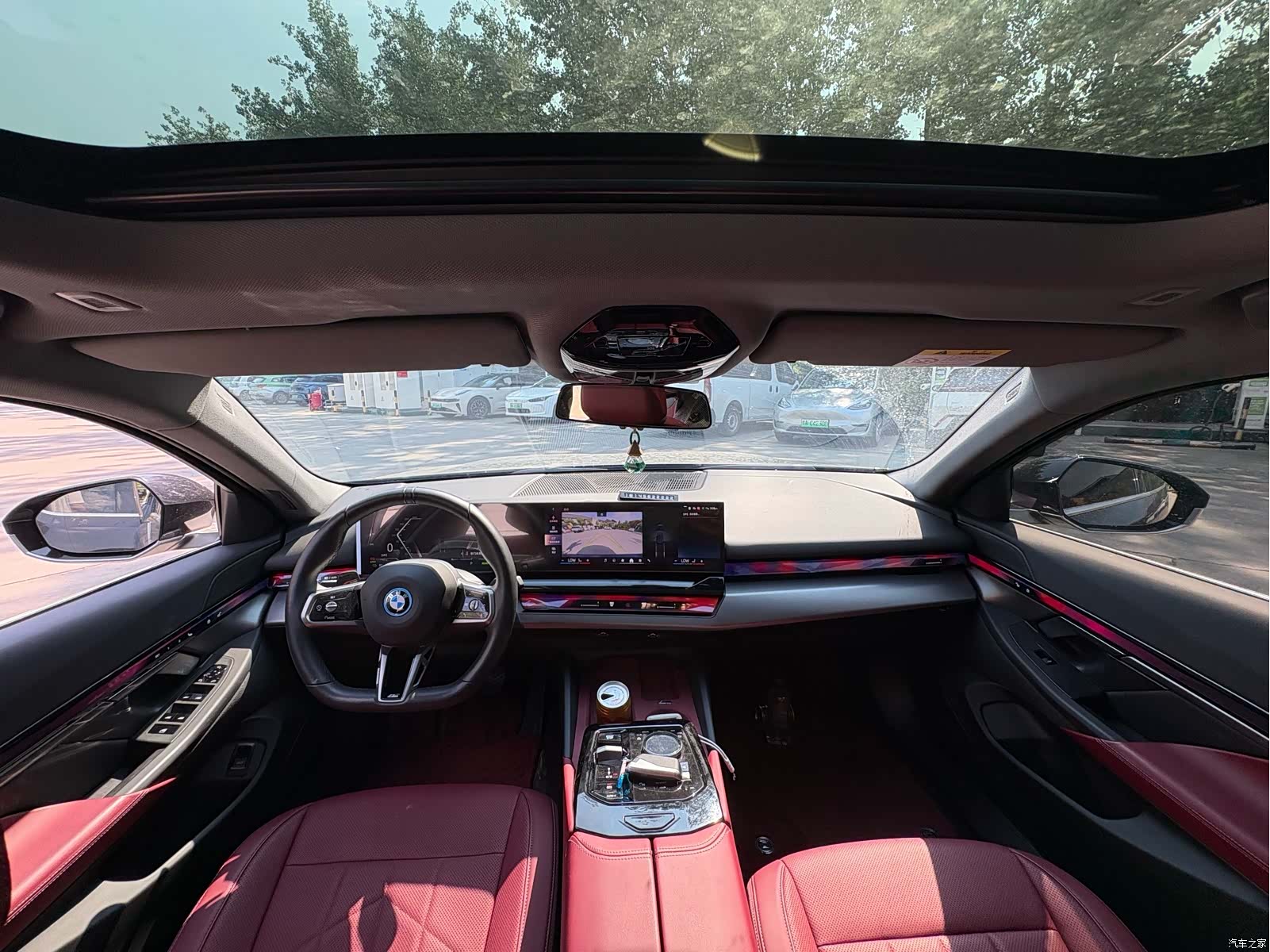 BMW i5, 2025 9